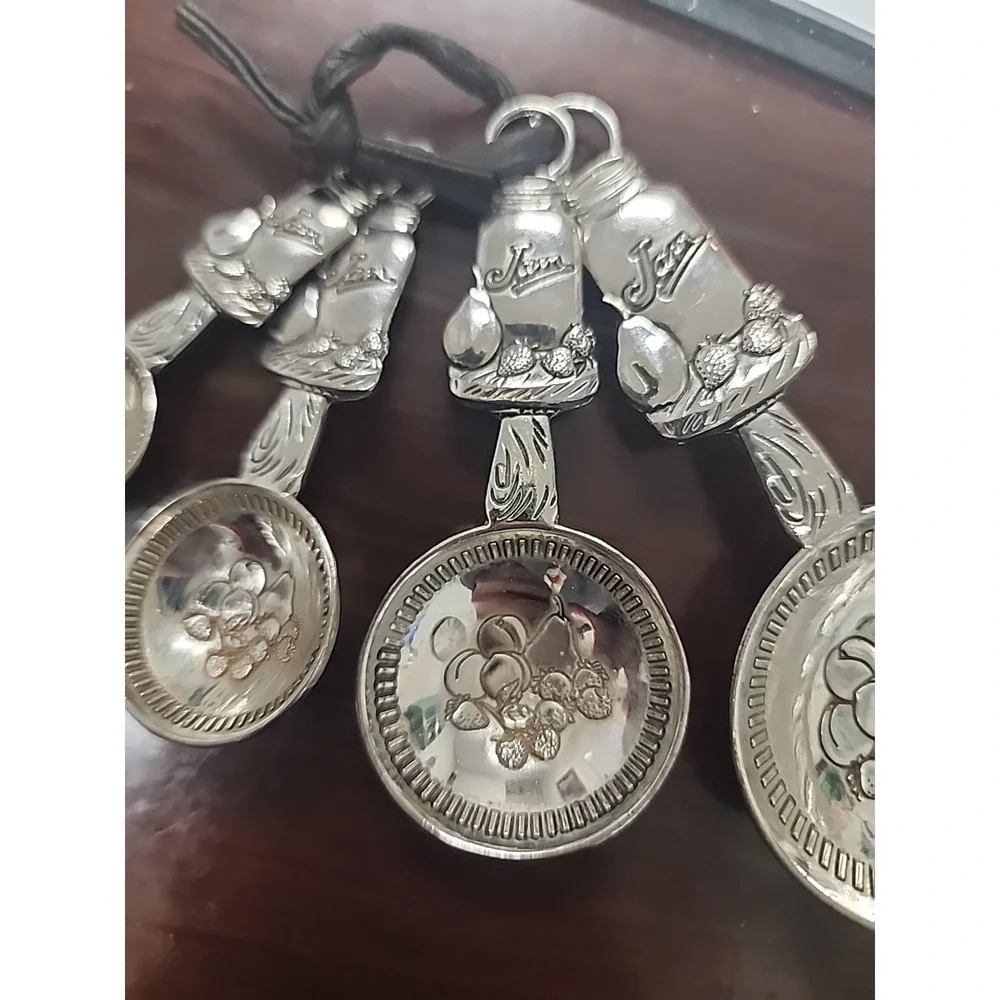 Jam Measuring Spoons, Stainless, Embossed With Fruit,‎ 4 pcs.